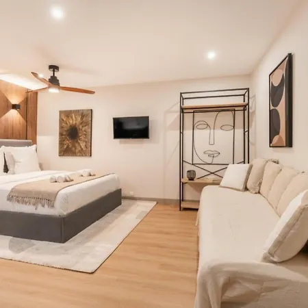 Montparnasse Apartment