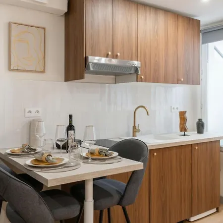 Montparnasse Apartment